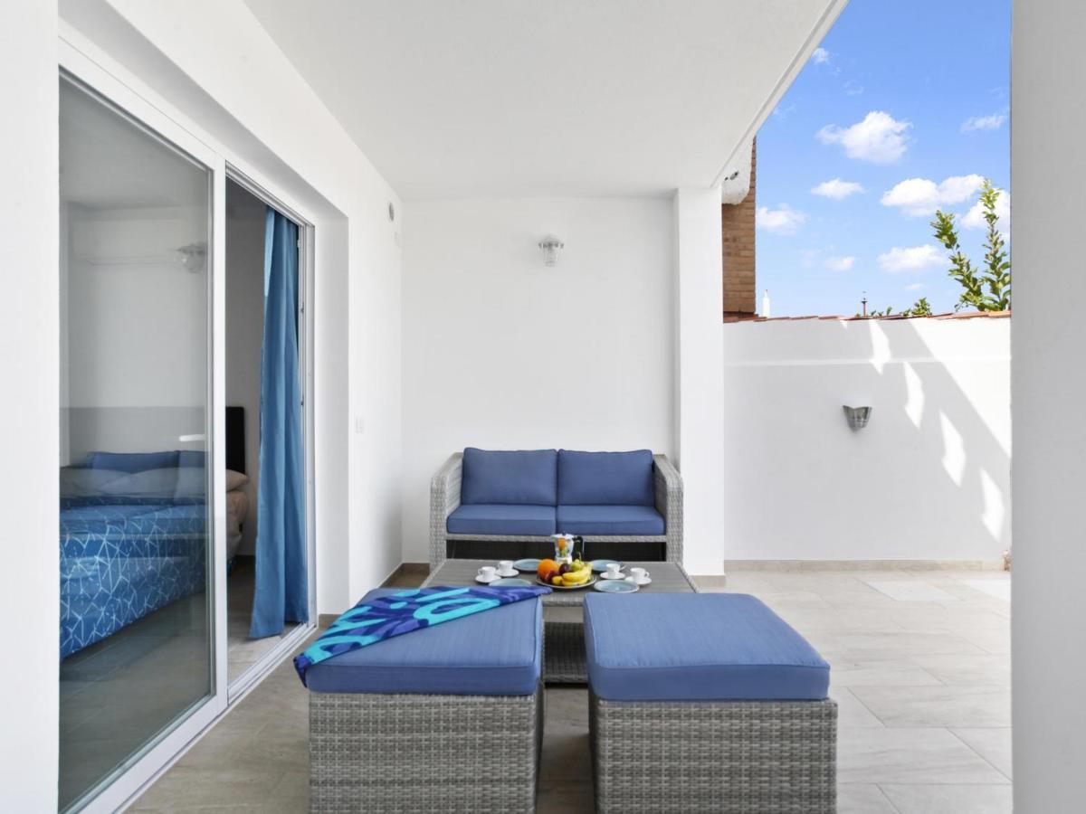 Golden Holidays, Heated Pool, Air Con, Internet, Parking Appartement Costa Adeje (Tenerife)